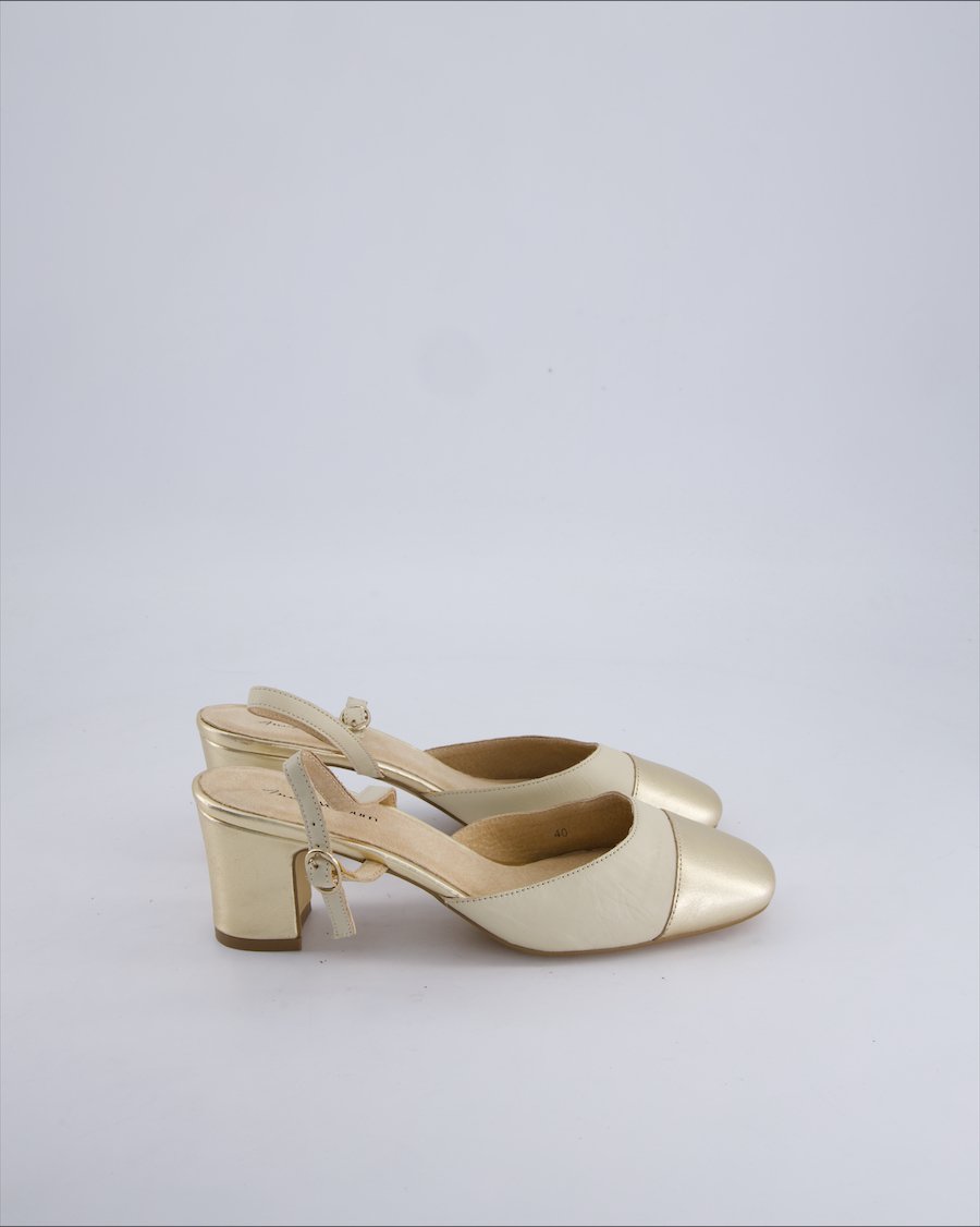 Anne Weyburn Sandals Leather Gold 40 EU