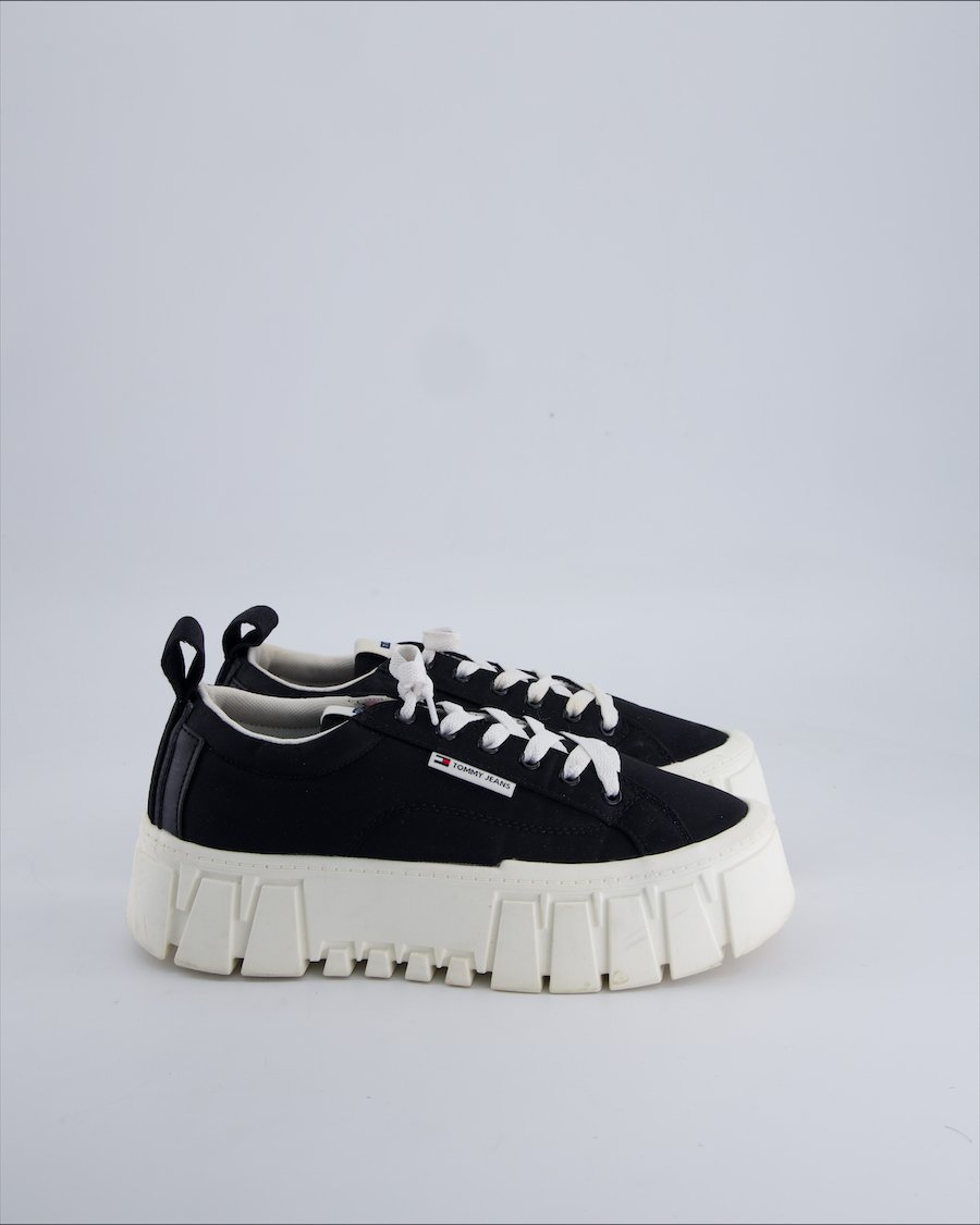 Tommy Hilfiger Trainers Cloth Black 38 EU